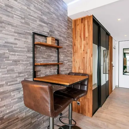 Cafe Loft One-bedroom With Marina & Mont Saint-loup View 阿格德
